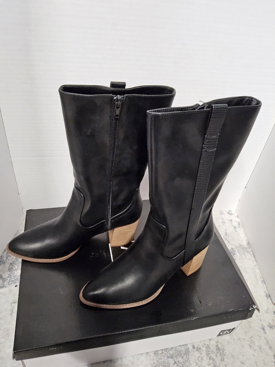 Dolce Vita Shoes - Customer Return Size 8 Dolce Vita Black Mid-Calf Block Heel Women's Boots